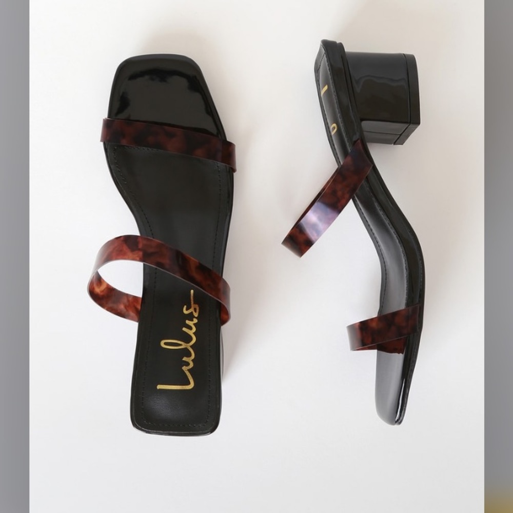 NWT Lulu’s Fallyn Tortoise and Black Vinyl Mules